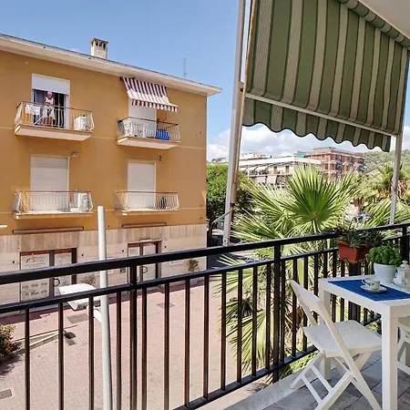 Mari_ Fior Apartment Sanremo Exterior photo